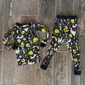 Kids Halloween Skeleton & Pumpkin Pajama Set - Black